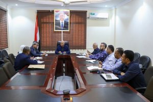 The Minister of Water discusses UNICEF intervention plans and water sector development in Aden with UN officials.