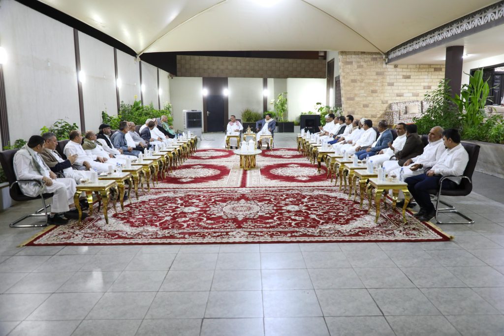 Dr. Abdullah Al-Alimi, a member of the Presidential Leadership Council, meets with leaders of the National Coalition of Political Parties.