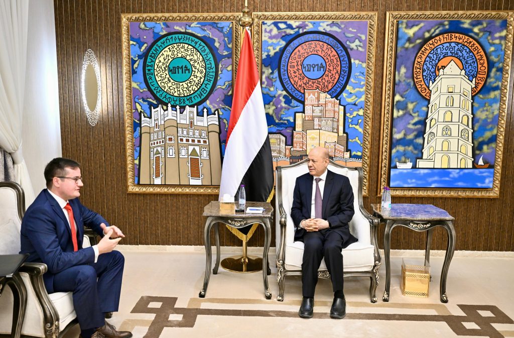 The Chairman of the Leadership Council praises Russia's steadfast support for the Yemeni people and their constitutional legitimacy.