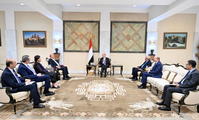 The Chairman of the Leadership Council received an invitation from the Iraqi President to attend the Arab Summit and Economic Conference.