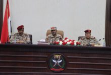 The Chief of Staff holds an extensive military meeting in Aden.