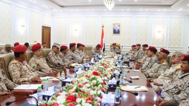 The Defense Minister chaired an extensive meeting with the Ministry of Defense leadership, agency heads, and department directors.