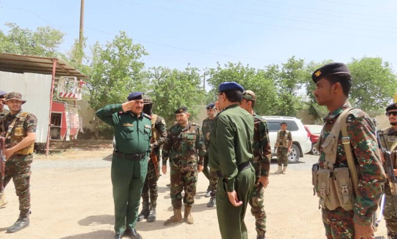 The Interior Minister inspects Marib police, assessing their security readiness.