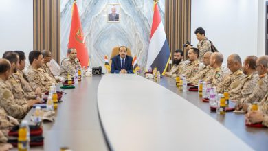 The Minister of Information visits the Fifth Military Region in Midi, praising the readiness of the heroes.