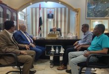 The Minister of Local Administration discusses with the Taiz Governor the implementation measures for the province's projects.