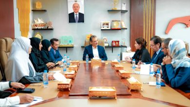 The Minister of State and Governor of Aden meets with the UN Women representative in Yemen.