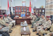 The Taiz governor visits the military command, reaffirming support for the national army.