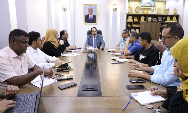A meeting chaired by the Minister of Youth and Sports discusses the national youth empowerment plan, "Tamkeen."