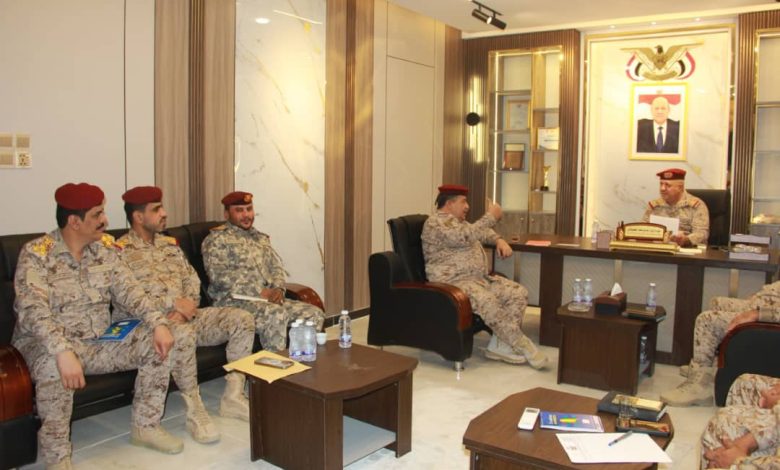 A meeting in Sayoun discusses the success of the first phase of the 2025 training and operational insurance plan.