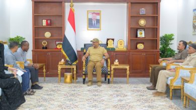 Council member Tariq Saleh discusses the health situation in the western coast with a delegation from "Doctors Without Borders."