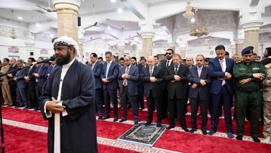 The Chairman of the Presidential Leadership Council leads Eid al-Adha prayers in Aden alongside a large congregation.