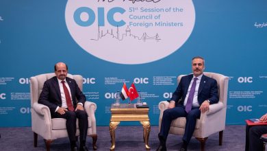 The Foreign Minister discusses ways to enhance and develop bilateral relations with his Turkish counterpart.