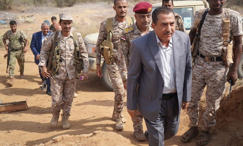 The Hajja governor praises the combat readiness and morale of the heroes in the districts of Abs and Haran.