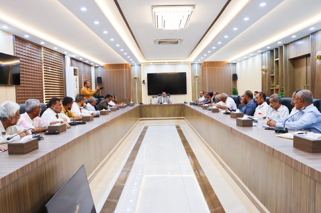 The Minister of Agriculture, Irrigation, and Fisheries chaired a meeting to discuss enhancing the performance of the agriculture and fisheries sectors.