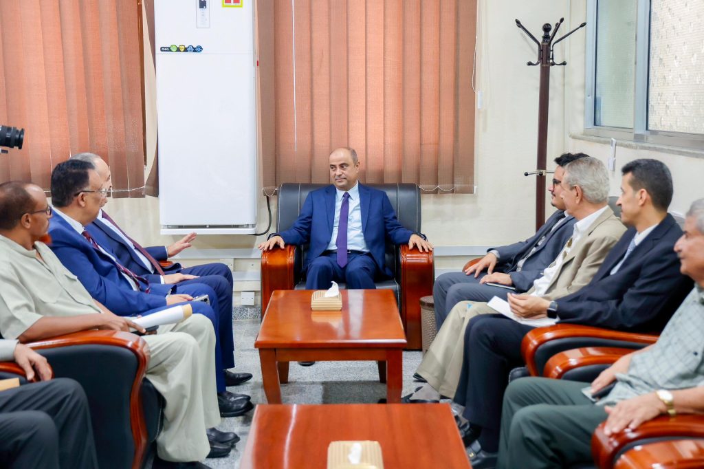 The Prime Minister emphasizes the increased responsibility of the Ministry of Finance in the current circumstances.