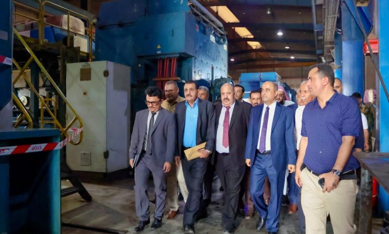 The Prime Minister visits several power stations in Aden, directing measures to enhance generation capacity.