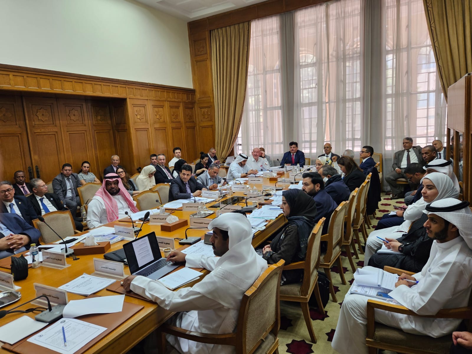 Yemen chairs the technical committee meeting to review the unified basic systems for Arab specialized organizations under the Arab League.