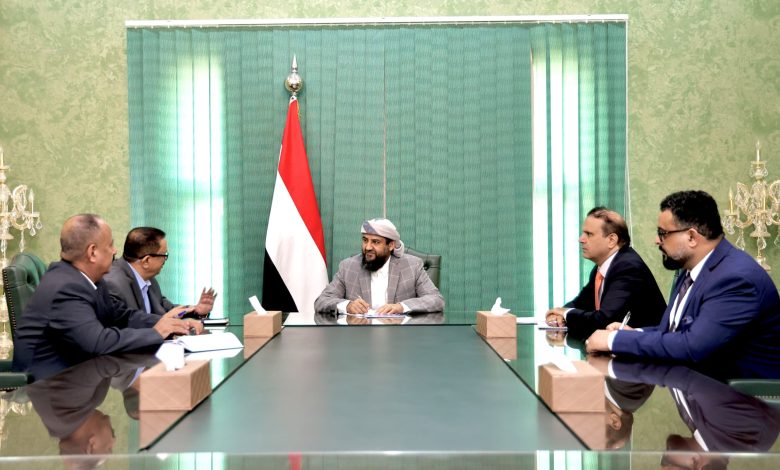 Council member Abdulrahman Al-Mahrami reviews Yemen Airways' status, emphasizing the need to revitalize the aviation sector.