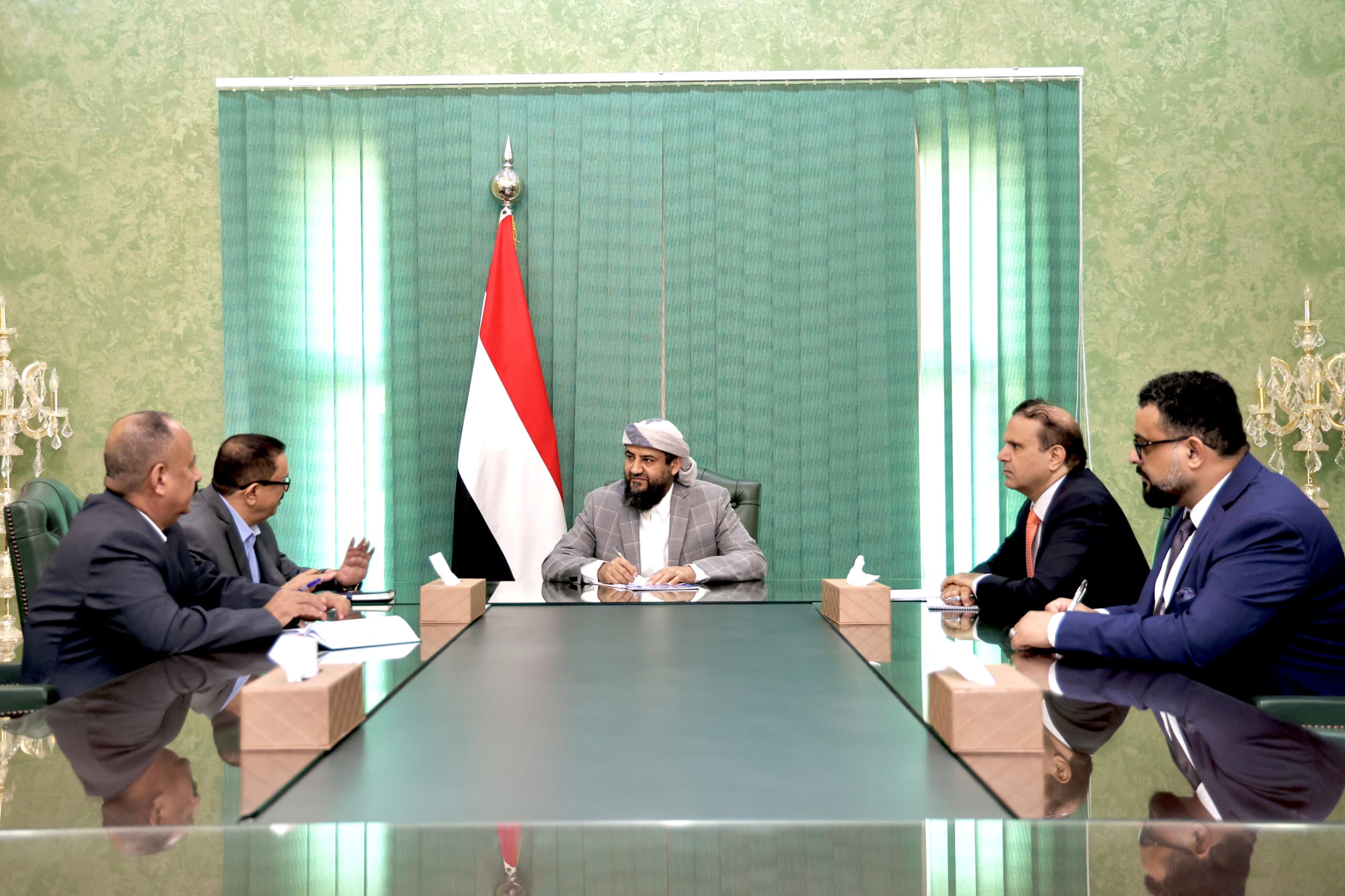 Council member Abdulrahman Al-Mahrami reviews Yemen Airways' status, emphasizing the need to revitalize the aviation sector.