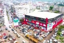 Houthi militia closes "One Mall" in Ibb amid rising violations against the private sector.