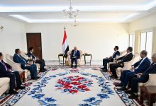 The Chairman of the Leadership Council meets with leaders of the National Resistance Political Bureau.