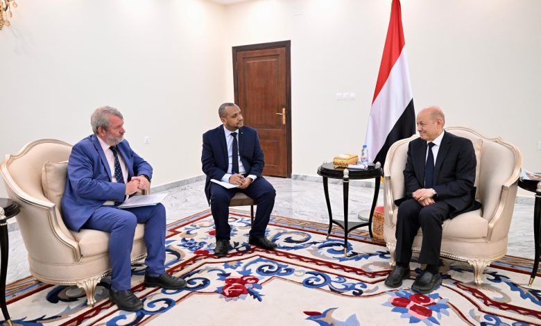 The Chairman of the Leadership Council praises UNICEF's humanitarian interventions.