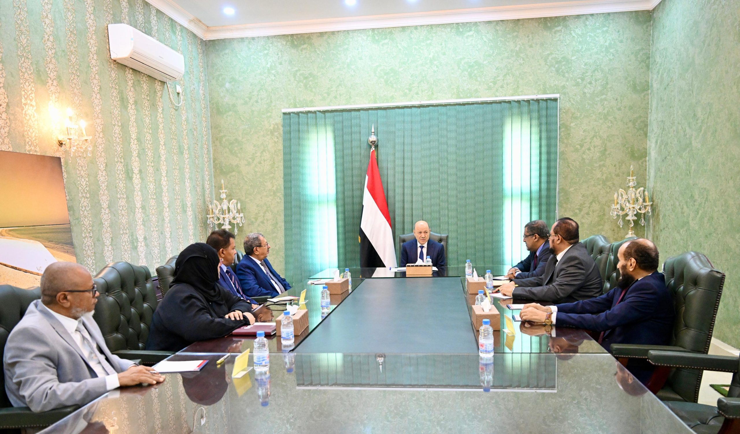 The Chairman of the Leadership Council praises the judiciary's efforts in safeguarding public peace and the state's legal status.