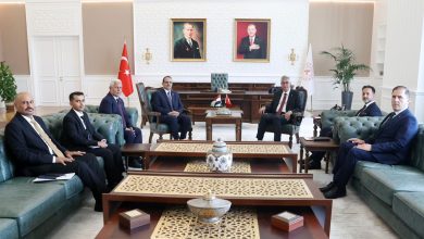 The Health Minister discusses activating health cooperation protocols and strengthening the bilateral partnership with his Turkish counterpart.