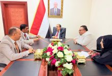 The Minister of Information discusses preparations for the upcoming tourism season with the Deputy Governor of Socotra.