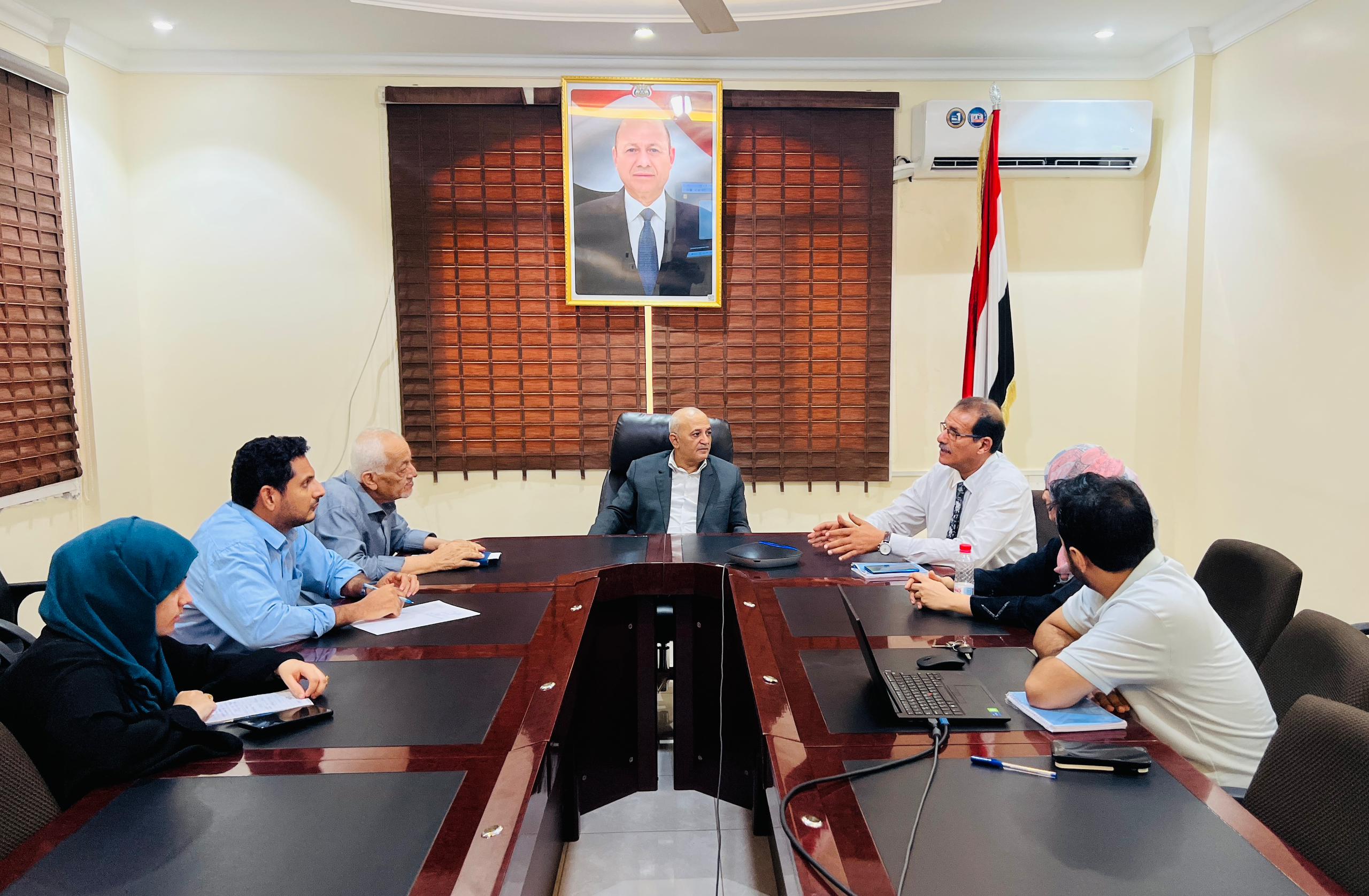 The Minister of Water discusses with international partners support for water supply in Aden, Taiz, and Lahij.
