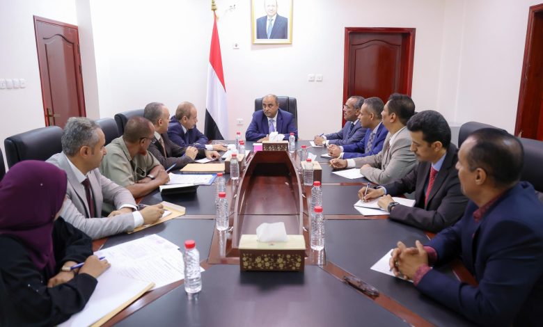 The Prime Minister has ordered the disbursement of the first and second quarter allowances for Yemeni students studying abroad.