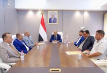 The Prime Minister meets with the Governor of Socotra, reaffirming the government's support for local authority efforts.