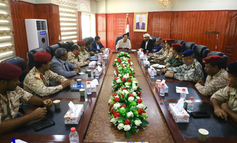 The security committee in Al-Mahra discusses recent developments in the province.
