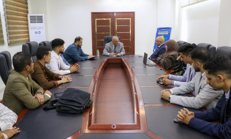 The Acting Minister of Planning and International Cooperation, along with the Minister of Communications, reviews progress at the Public Telecommunications Corporation and inspects Telenor's operations.