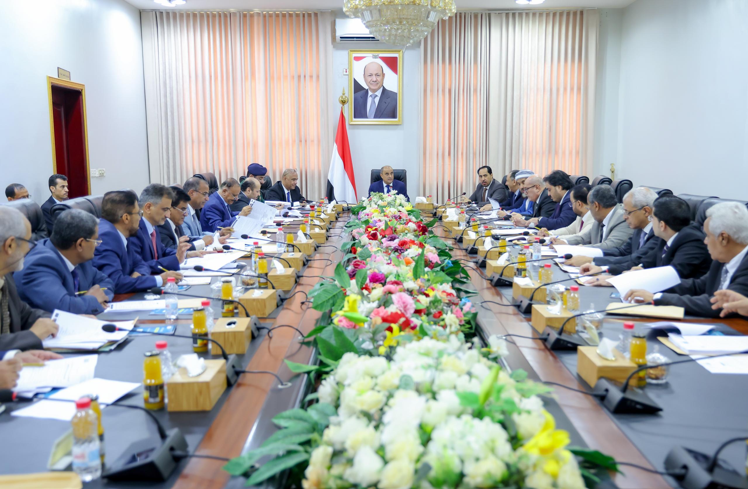 The Cabinet reviews economic and service developments amid positive currency exchange changes, emphasizing real-life impacts.