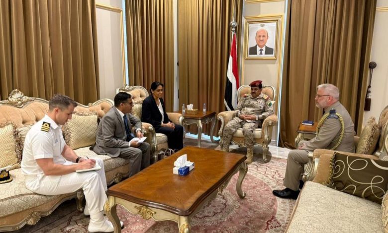 The Defense Minister discusses security and military developments with the British ambassador.