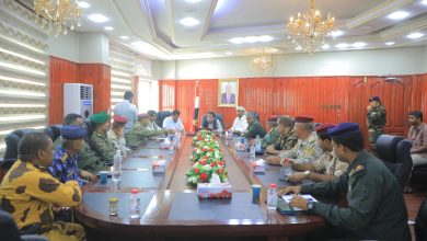 The Governor of Al-Mahra chaired an extraordinary security committee meeting, emphasizing the need to enhance preparedness.