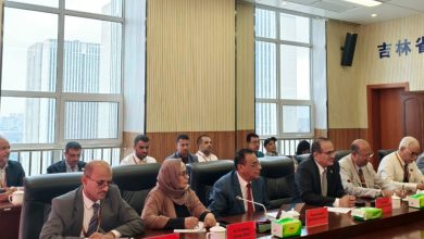 The Health Minister discusses enhancing medical cooperation and training Yemeni personnel in Jilin, China.