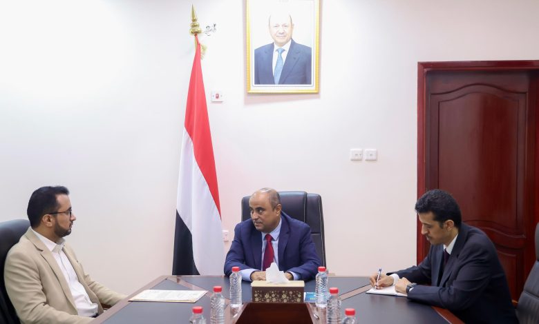 The Prime Minister directs the Land Authority to grant a final opportunity to non-compliant investors or revoke their land allocations.