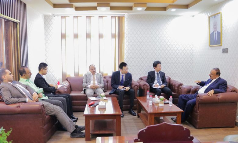 The Transport Minister discusses enhancing cooperation in various transport sectors with the Chinese acting ambassador.