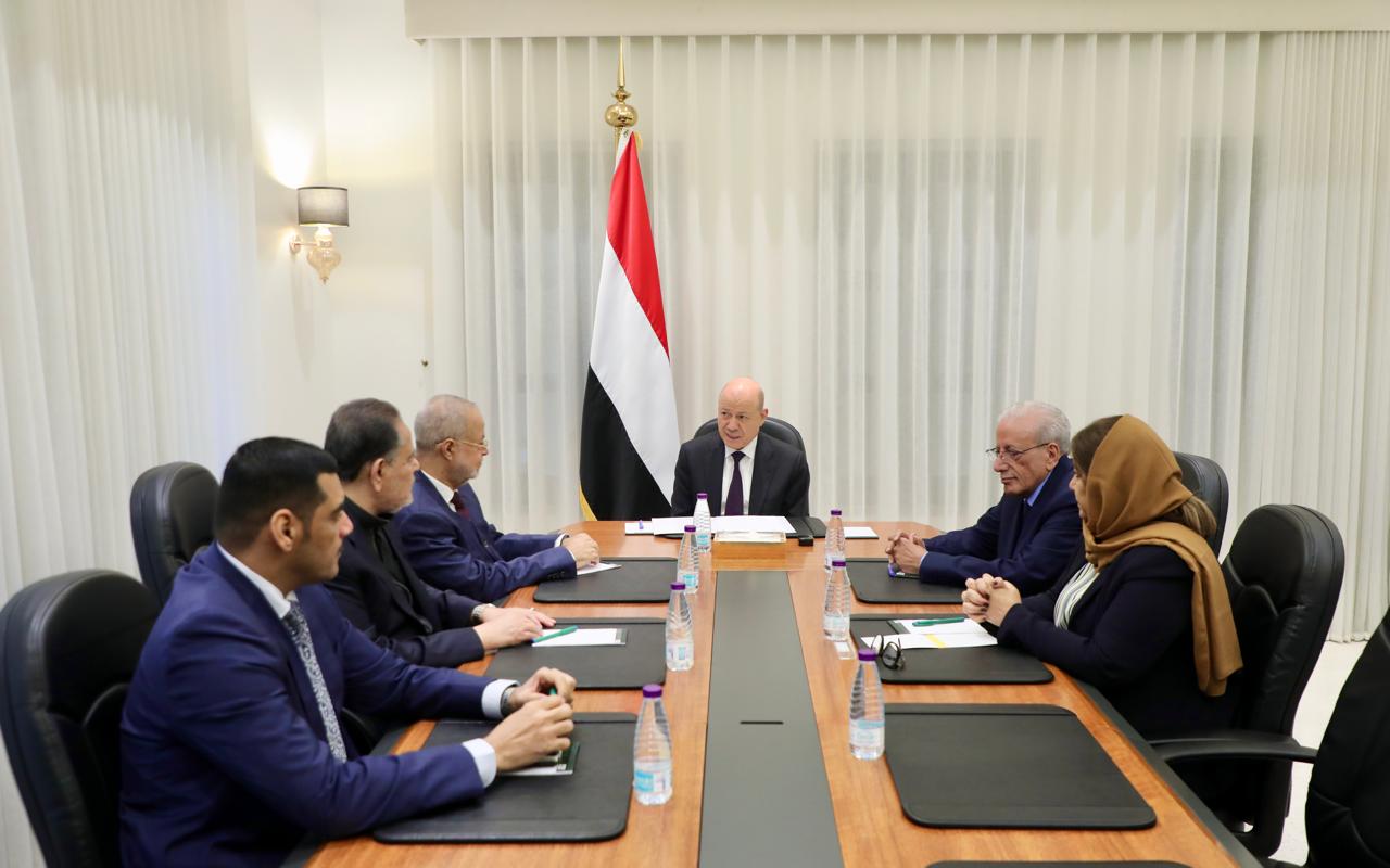 The President of the Presidential Leadership Council meets with the Consultation and Reconciliation Committee, warning against unilateral actions.