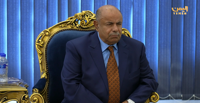 The Governor of Hadhramaut has instructed executive offices to adhere to official working hours starting this Sunday.